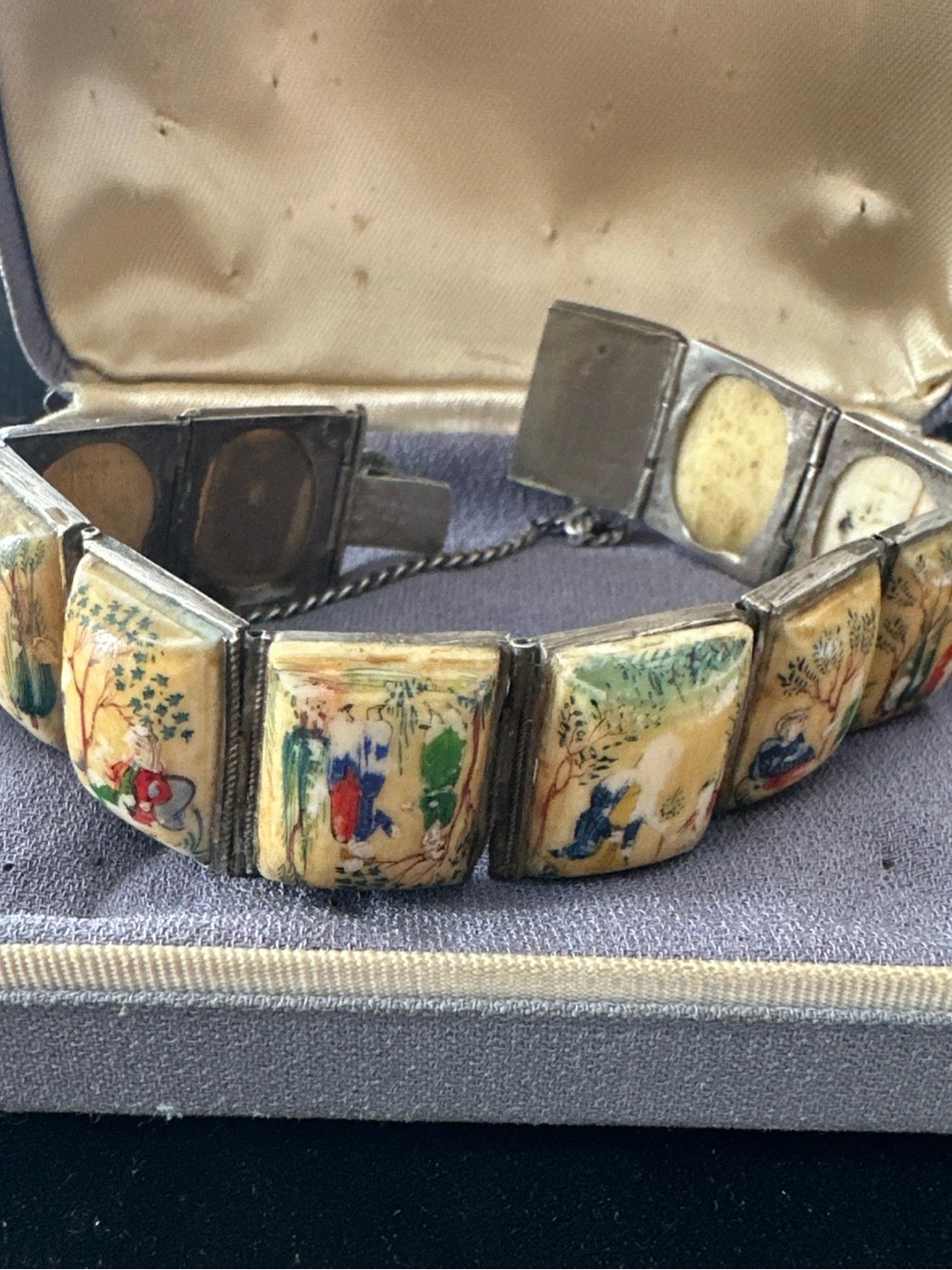 VINTAGE PERSIAN STERLING SILVER PAINTED STORY BRACELET